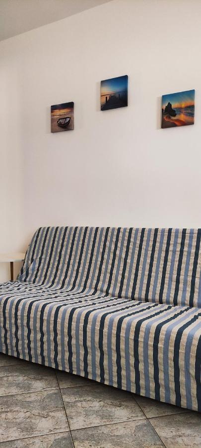 A & K Vacation House Varos Ngoại thất bức ảnh